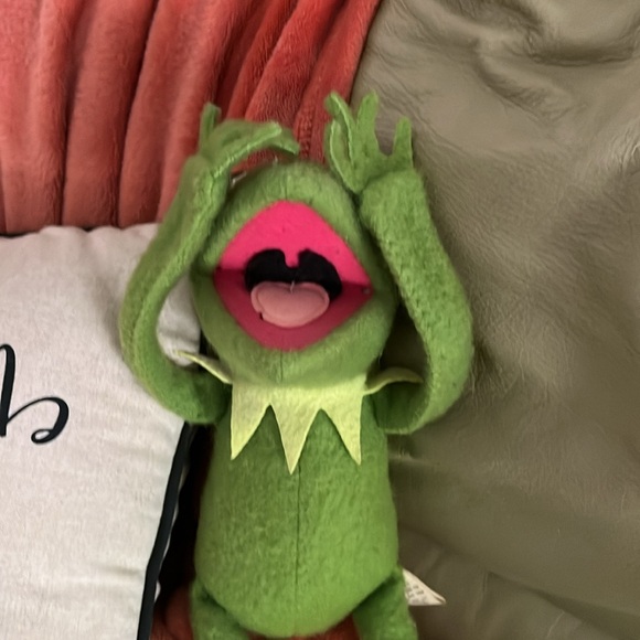 A vintage toy. Everyone will know him. - Picture 3 of 6